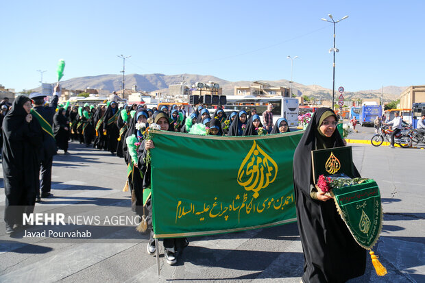 شادپیمایی و تجمع بزرگ دختران سومین حرم اهل بیت (ع)