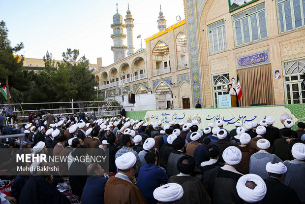 
Raeisi's meeting clergymen in holy city of Qom