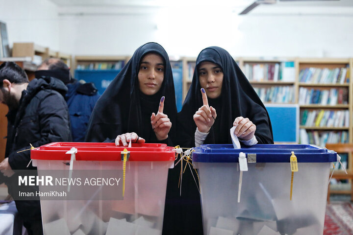 برگزاری انتخابات دور دوم ملایر در ۱۶۷ شعبه اخذ رأی