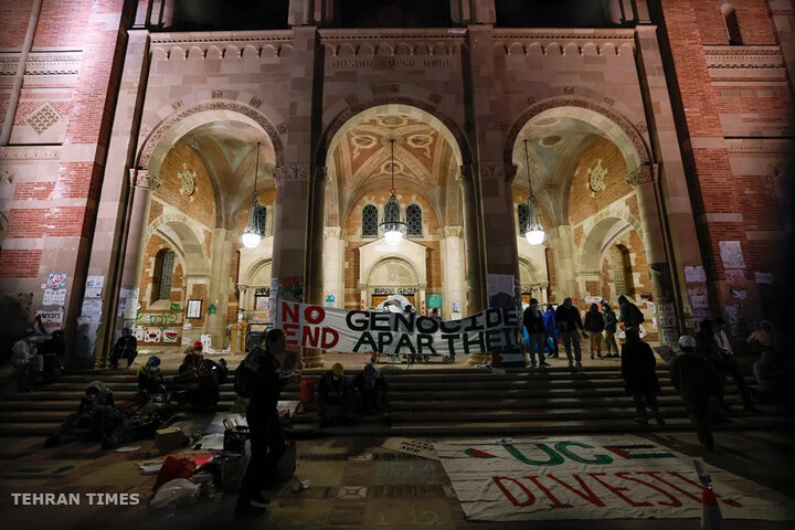 UCLA campus standoff as police order pro-Palestinian protesters to leave