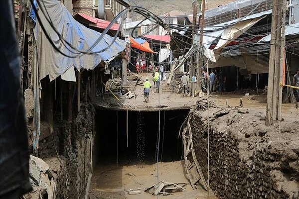 Uganda'da heyelan felaketi: 13 ölü Uganda'da heyelan felaketi: 13 ölü