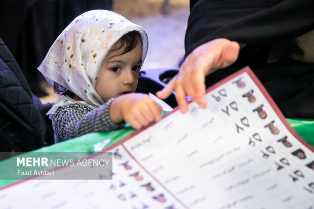 انتخابات مرحله دوم مجلس شورای اسلامی در مسجد لرزاده