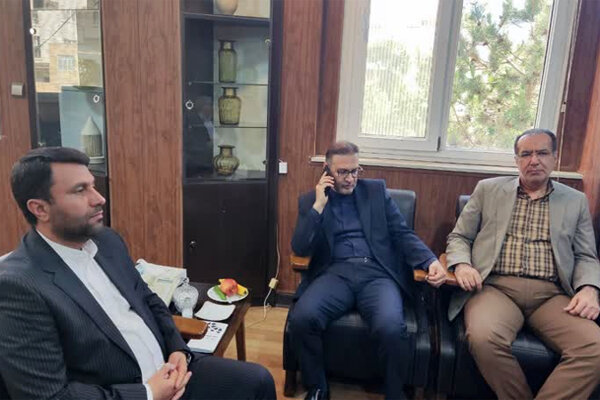 بازدید رئیس هیات بازرسی انتخابات استان تهران از ستاد ورامین