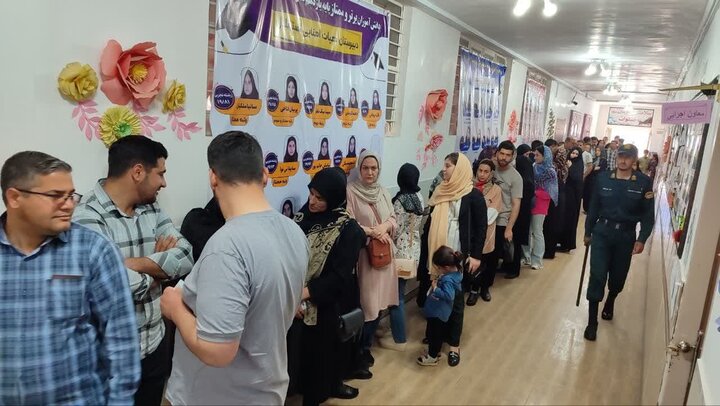 شور حضور مردم آذربایجان شرقی پای صندوق‌های رأی