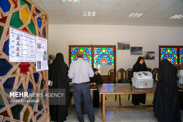 مرحله دوم انتخابات مجلس در شیراز