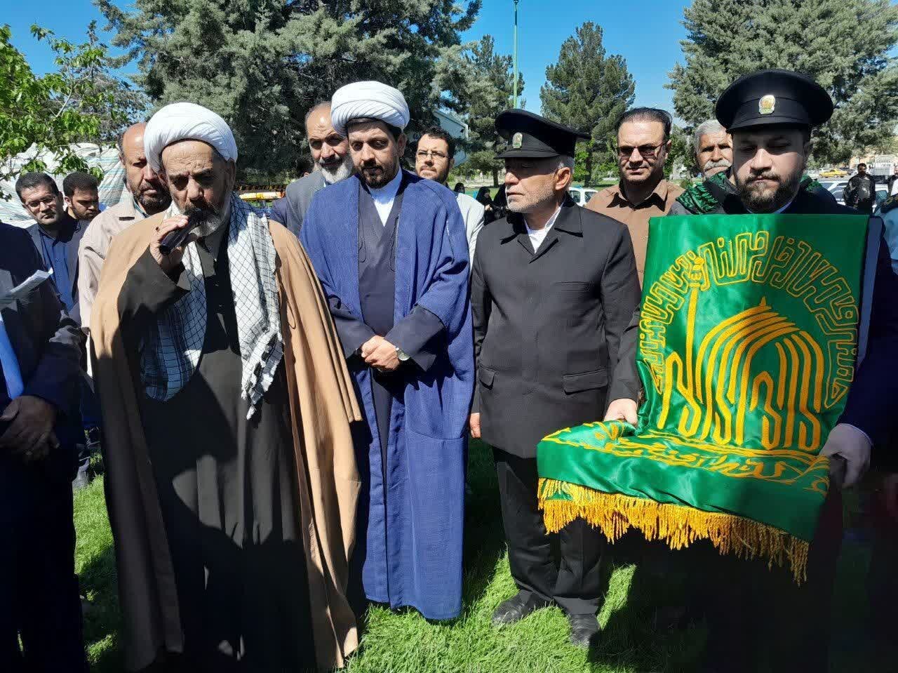 اهتزاز پرچم امام رضا (ع) در نهاوند