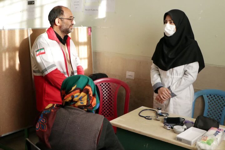 بهرهمندی بیش از ۶۰۰ خانوار شهرستان خنداب از خدمات کاروان سلامت