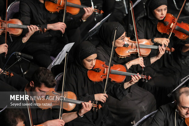 نخستین شب نغمه های اذان ایرانی