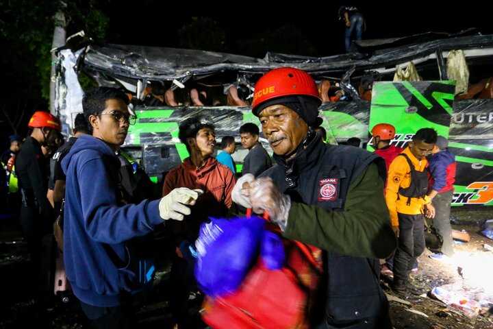 Indonesia school bus crash kills 11, dozens injured