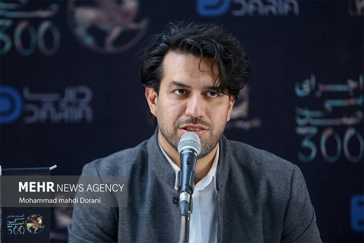 سهراب پورناظری «سیصد» را با داستانی تازه به صحنه میبرد سهراب پورناظری «سیصد» را با داستانی تازه به صحنه میبرد