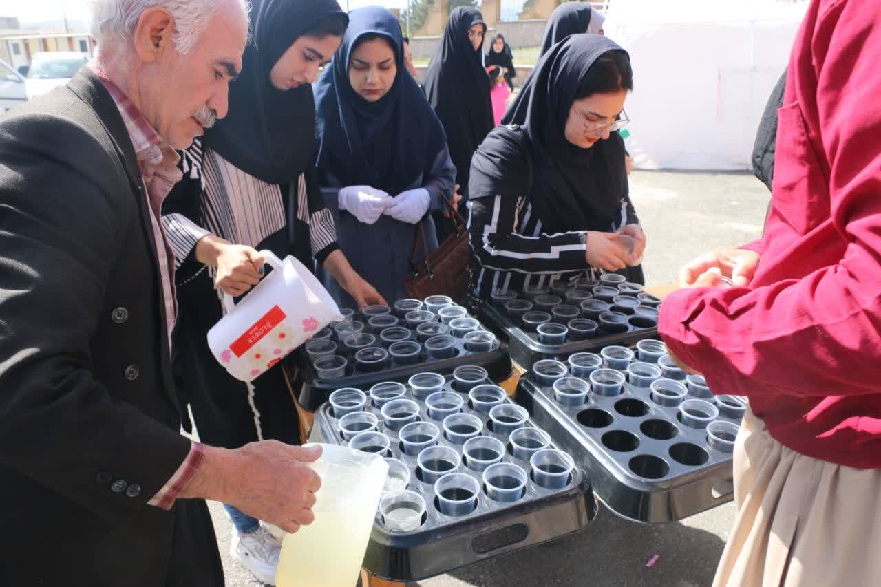 برگزاری همایش پیادهروی ویژه دختران در کامیاران