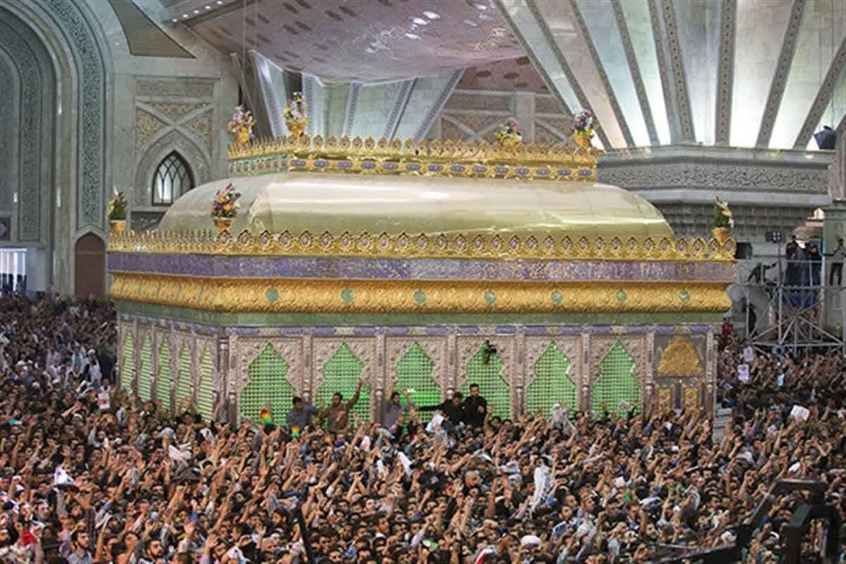 اعزام یک هزار و ۵۰۰ زائر ایلامی به حرم مطهر امام خمینی(ره)