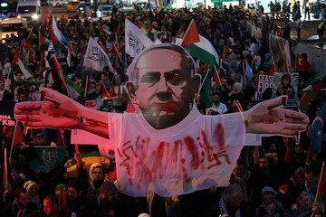 İstanbul'da Filistin'e destek yürüyüşü düzenlendi