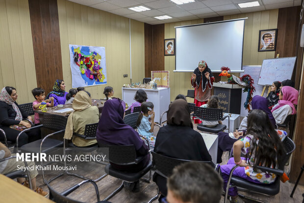 سلسله کارگاههای «مانا» در مناطق راوند و فاز ۲ ناجیآباد کاشان سلسله کارگاههای «مانا» در مناطق راوند و فاز ۲ ناجیآباد کاشان