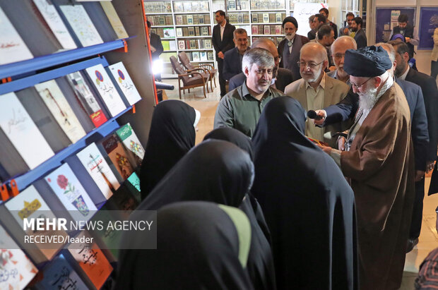 پیگیری قیمت کتاب و خاطره مطالعه پاپیون در زندان شاه