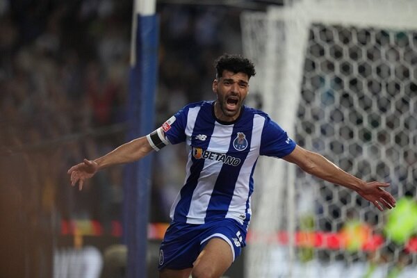 Mehdi Taremi bids farewell to Porto with tears and brilliance