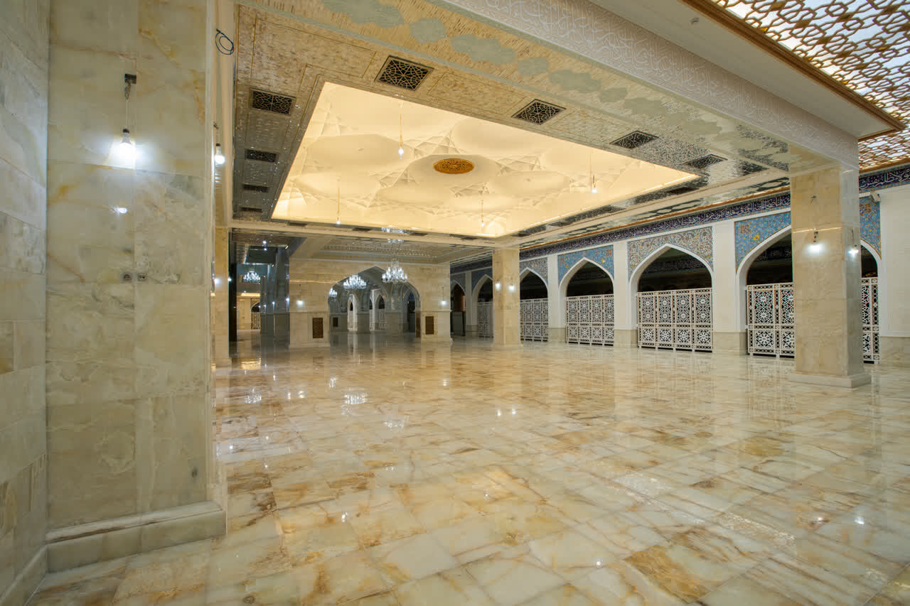 اتمام عملیات اجرایی شبستان حرم حضرت زینب(س) با همت ایرانیان