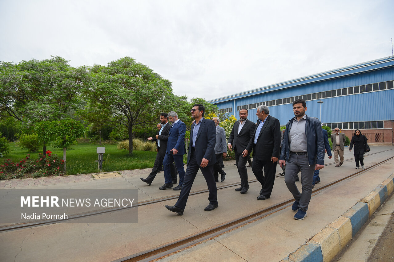 Mehr News Agency - Industry minister unveils