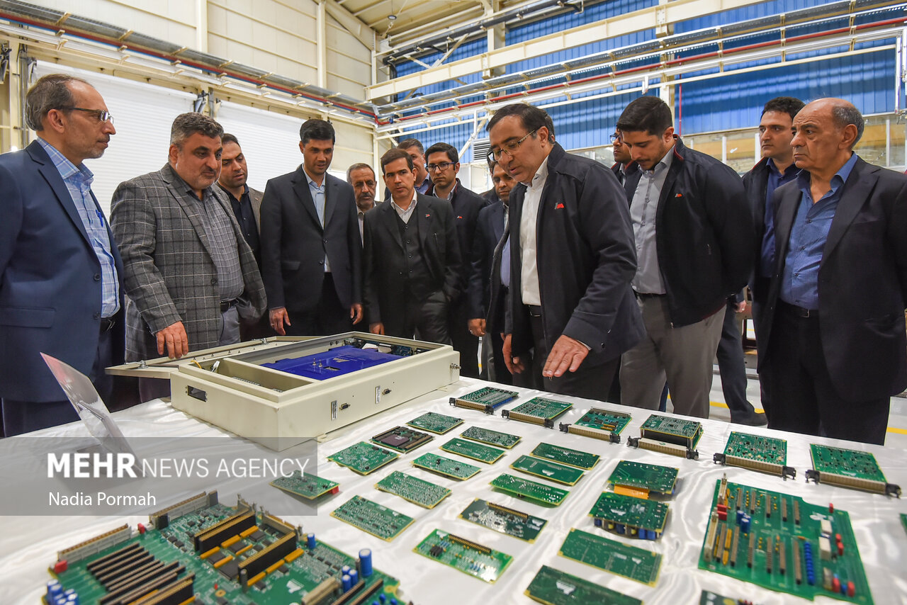 Mehr News Agency - Industry minister unveils