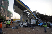 ۱۴ نفر بر اثر سقوط بیلبورد در هند کشته شدند+ تصاویر