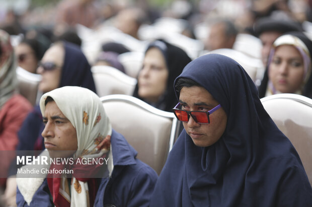 Commemorating Ferdowsi at his tomb
