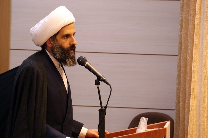 احیای امت اسلامی و تربیت هزاران جوان انقلابی در مکتب امام خمینی(ره)