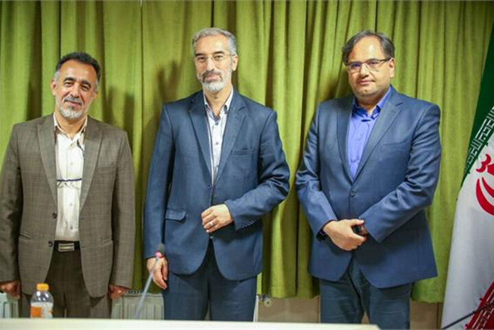 مراسم تودیع و معارفه مدیرکل هنرهای نمایشی برگزار شد مراسم تودیع و معارفه مدیرکل هنرهای نمایشی برگزار شد