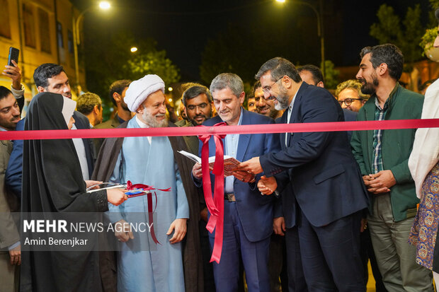 افتتاح کتابخانه شهید دستغیب شیراز با حضور وزیر فرهنگ و ارشاد اسلامی