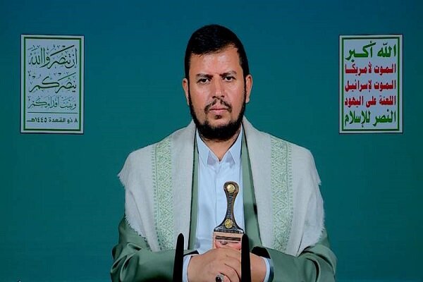 السيد الحوثي: سنرد بالمثل.. البنوك بالبنوك ومطار الرياض بمطار صنعاء والموانئ بالميناء السيد الحوثي: سنرد بالمثل.. البنوك بالبنوك ومطار الرياض بمطار صنعاء والموانئ بالميناء
