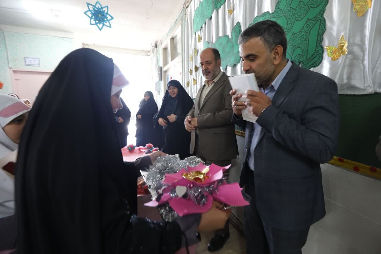 واکاوی تصویر منتشر شده مراسم استقبال از شهردار زنجان