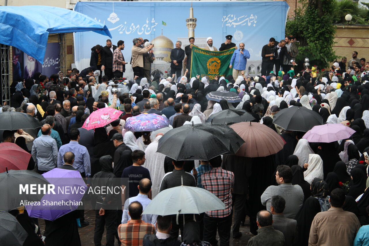 پیچیدن شمیم عطر رضوی در رشت / اینجا همه امام رضایی اند