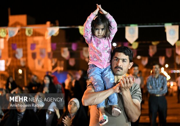 جشن دهه کرامت در پارک آیت الله بهجت بیرجند