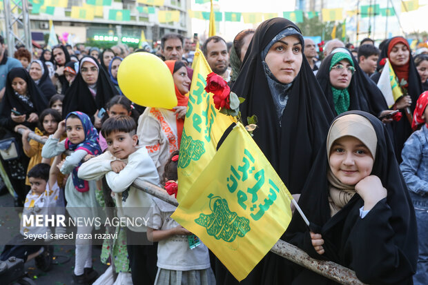 تہران  میں ولادت امام رضاؑ کی مناسبت سے جشن کا بھر پور سماں+ ویڈیو، تصاویر