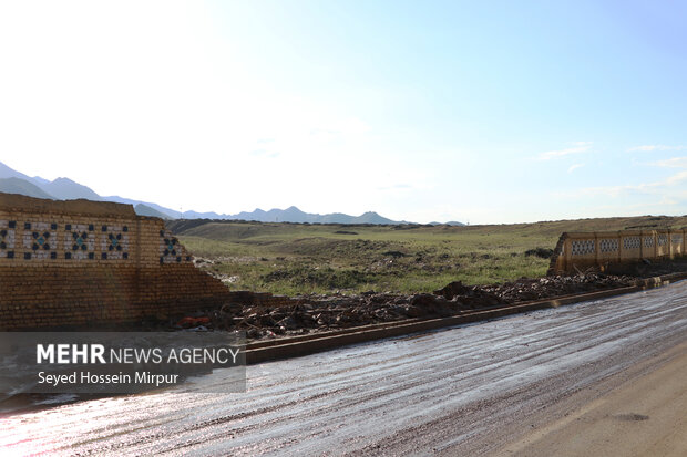 باز شدن مسیر روستای چروک پیشکمر کلاله