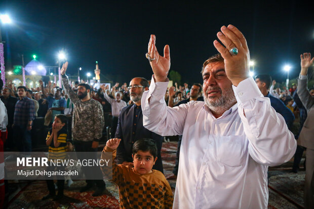 جشن بزرگ «زیر سایه خورشید» در یزد