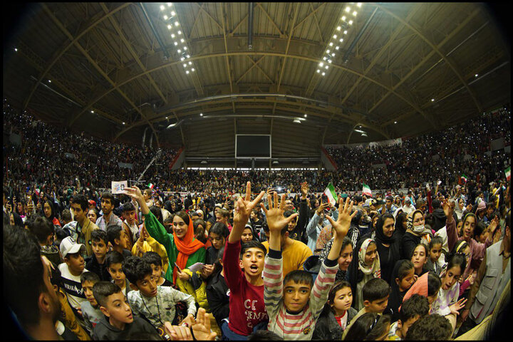 قصه یک سرود وحدت آفرین در ایران/ سنندج «مثل ستاره» شد!