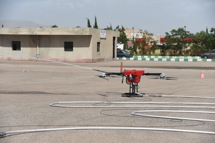 اولین پهپاد آتشنشانی کشور در شیراز تست و رونمایی شد