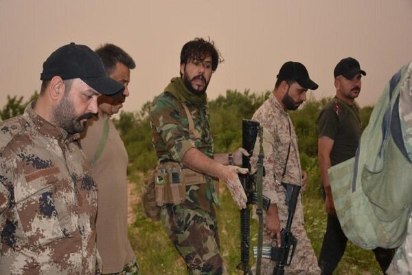 انهدام مخفیگاه داعشی در شرق عراق به دست نیروهای حشد شعبی انهدام مخفیگاه داعشی در شرق عراق به دست نیروهای حشد شعبی