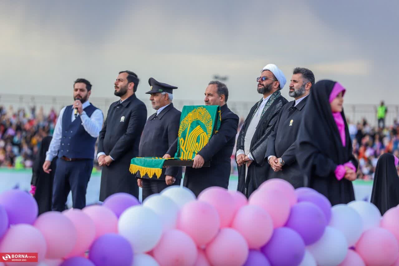 شکوه یک جشن بزرگ مثل ستاره اراک