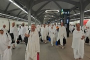 وصول الدفعة الاولى من الحجاج الايرانيين إلى مكة المكرمة بالقطار السريع