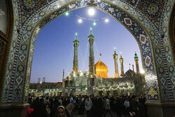 İran'da Reisi için dua ediliyor