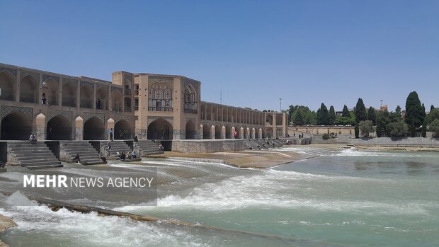 هوای پاک اصفهان در نوزدهمین روز بهار