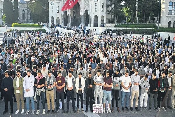 İstanbul'daki 20 üniversiteden öğrenciler Filistin için bir araya geldi İstanbul'daki 20 üniversiteden öğrenciler Filistin için bir araya geldi