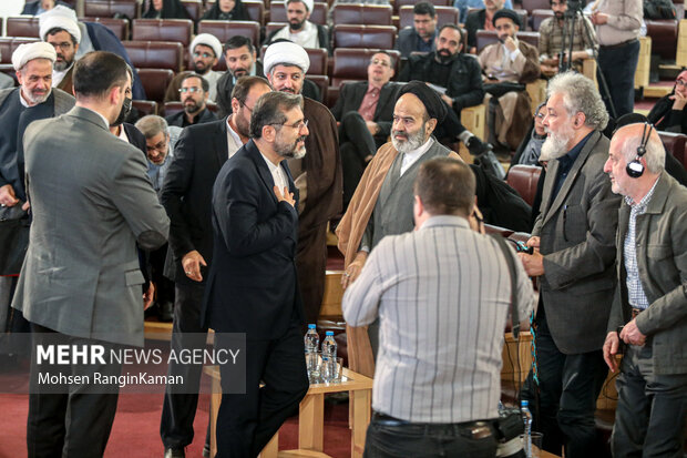 محمدمهدی اسماعیلی وزیر فرهنگ و ارشاد اسلامی در همایش بین المللی خانواده مقاوم