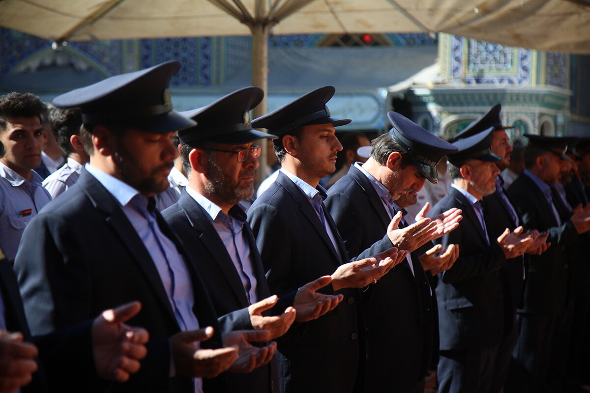 خطبهخوانی خادمان حرم بانوی کرامت باحضور دستگاههای اجرایی+تصاویر