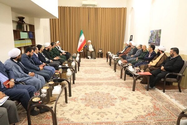 سبک زندگی امام خمینی (ره) الگویی تحولساز برای جامعه است سبک زندگی امام خمینی (ره) الگویی تحولساز برای جامعه است