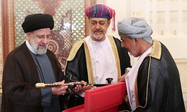 پیام تسلیت سلطان عمان به رهبر انقلاب در پی شهادت آیت‌الله رئیسی