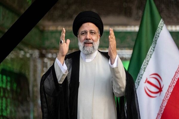 ملت ایران خدمات شبانه روزی شهدا را فراموش نخواهد کرد ملت ایران خدمات شبانه روزی شهدا را فراموش نخواهد کرد