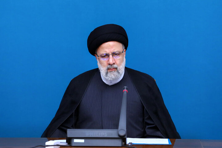 شهادت رییس جمهور برگ زرینی در کارنامه درخشان ۴۵ ساله ایشان بود شهادت رییس جمهور برگ زرینی در کارنامه درخشان ۴۵ ساله ایشان بود
