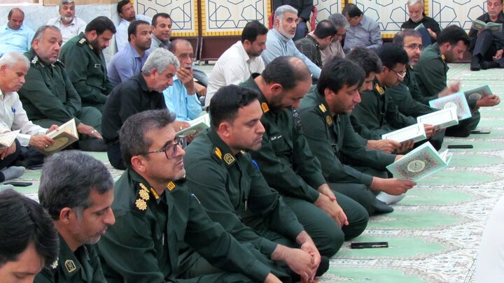 مراسم بزرگداشت شهدای خدمت در بندر دیر برگزار شد